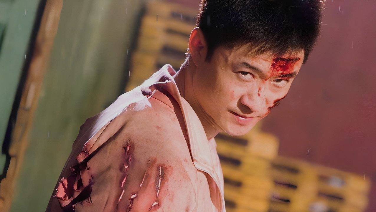 เมื่อมิตรภาพต้องชกบนสังเวียนเลือด: รีวิว ปะ ฉะ ดะ คนอัดคน (2006) หนังบู๊ที่บีบหัวใจยิ่งกว่าหมัด